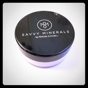 Savvy Minerals Foundations Warm 02